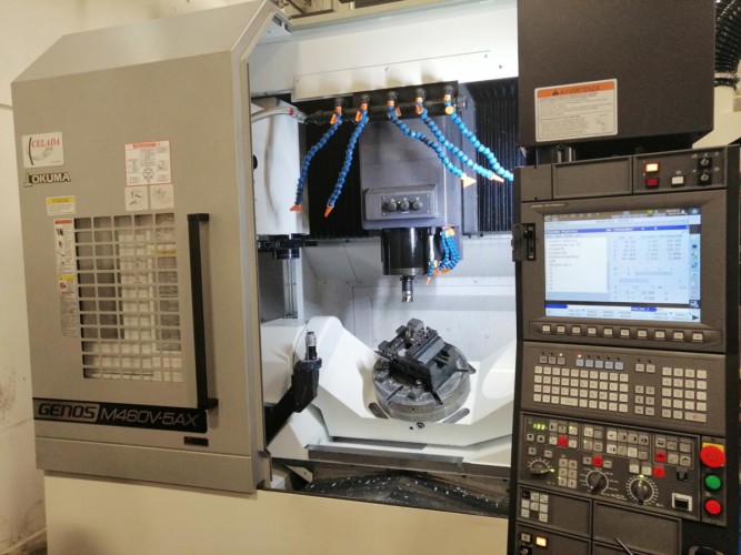 Macchine utensili a controllo numerico a 5 assi